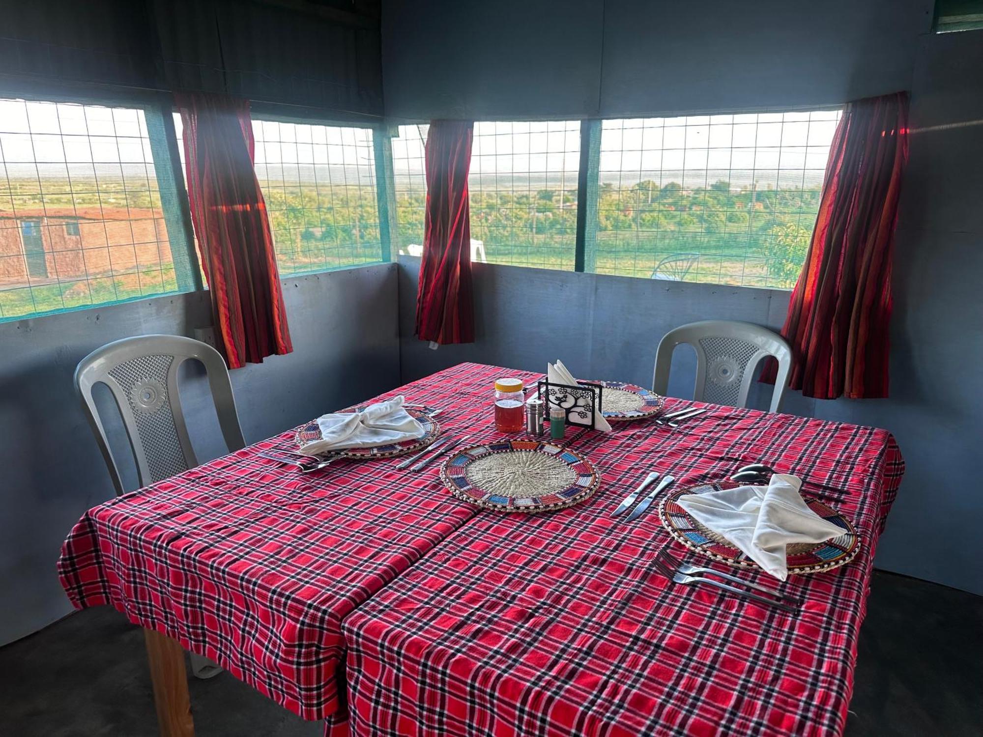Luluka Guest House Sekenani Ngoại thất bức ảnh